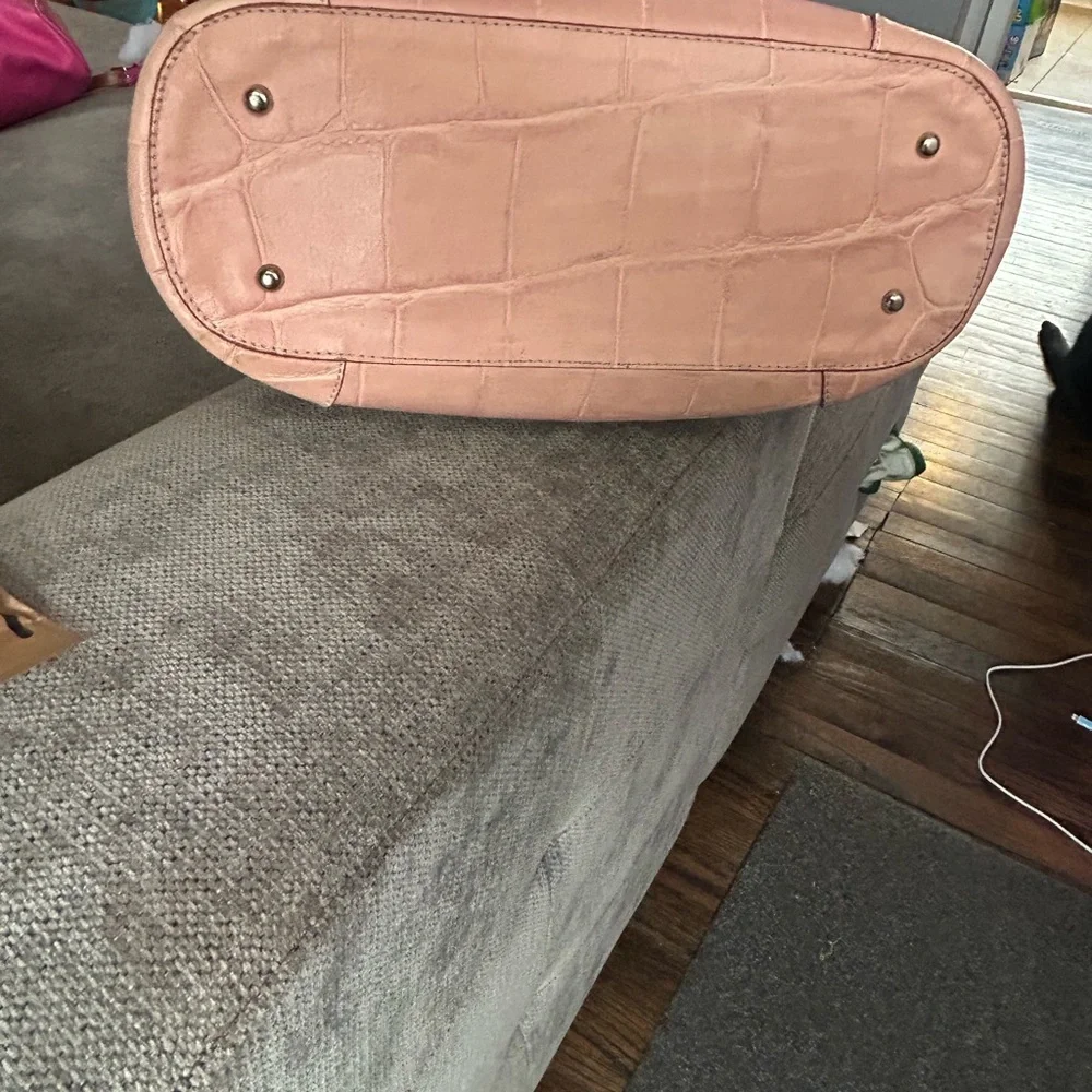 Dooney and bourke pink croc embossed doctor satchel - Picture 3 of 5